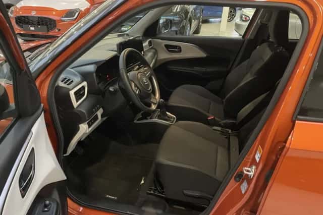 Suzuki Swift (2025) thumbnail 14