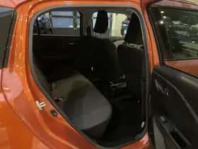 Suzuki Swift (2025) thumbnail 16