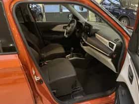 Suzuki Swift (2025) thumbnail 17