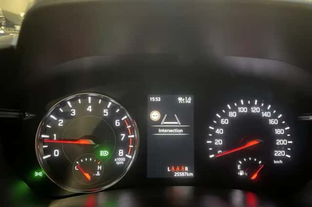 Suzuki Swift (2025) thumbnail 21