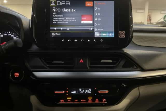 Suzuki Swift (2025) thumbnail 22