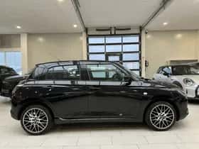 Suzuki Swift (2024) thumbnail 9