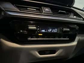 Suzuki Swift (2025) thumbnail 15
