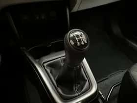 Suzuki Swift (2025) thumbnail 16