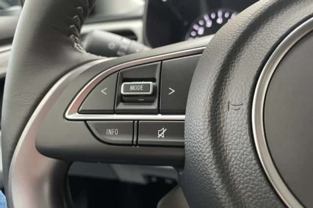Suzuki Swift (2025) thumbnail 25