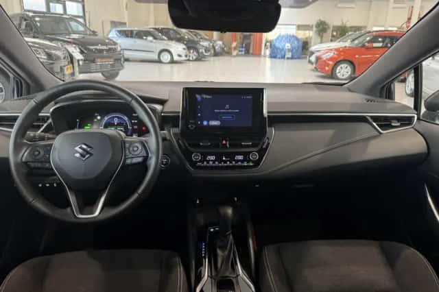 Suzuki Swace (2024) thumbnail 28