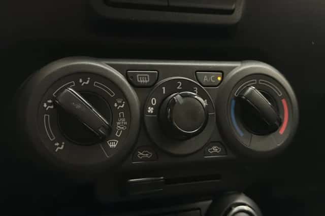 Suzuki Ignis (2023) thumbnail 15