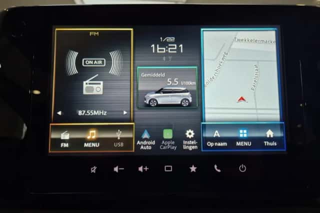 Suzuki Swift (2025) thumbnail 11
