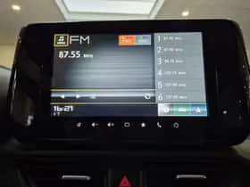 Suzuki Swift (2025) thumbnail 12