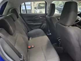 Suzuki Swift (2025) thumbnail 21