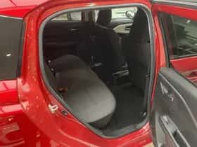 Suzuki Swift (2025) thumbnail 14