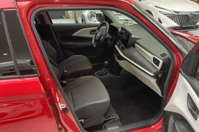Suzuki Swift (2025) thumbnail 15