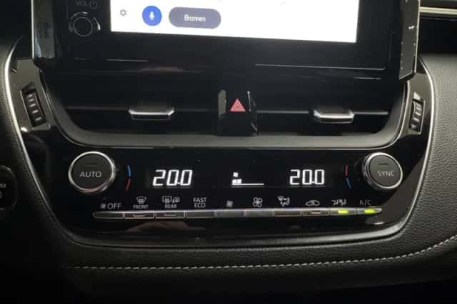 Toyota Corolla (2024) thumbnail 16