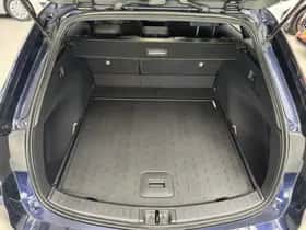 Toyota Corolla (2024) thumbnail 8