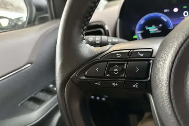Toyota Yaris Cross (2024) thumbnail 25