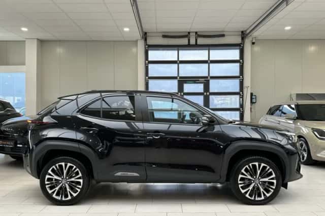 Toyota Yaris Cross (2024) thumbnail 8
