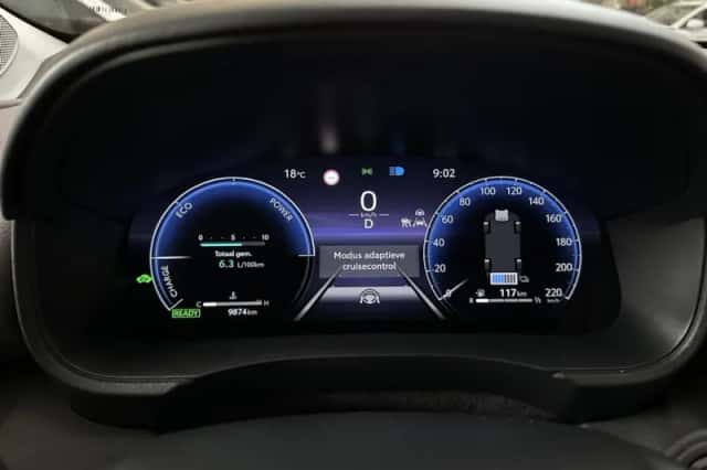 Toyota Yaris Cross (2024) thumbnail 9