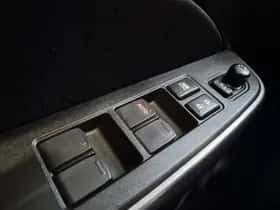 Suzuki Swift (2023) thumbnail 17