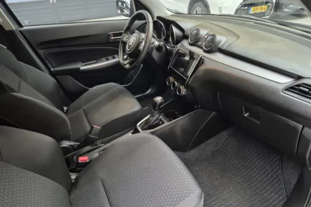 Suzuki Swift (2023) thumbnail 25