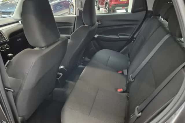 Suzuki Swift (2023) thumbnail 6