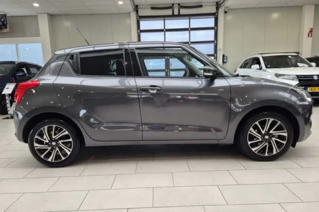 Suzuki Swift (2023) thumbnail 9
