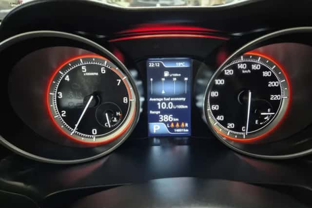 Suzuki Swift (2023) thumbnail 10