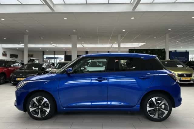 Suzuki Swift (2025) thumbnail 7