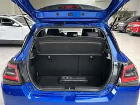 Suzuki Swift (2025) thumbnail 8