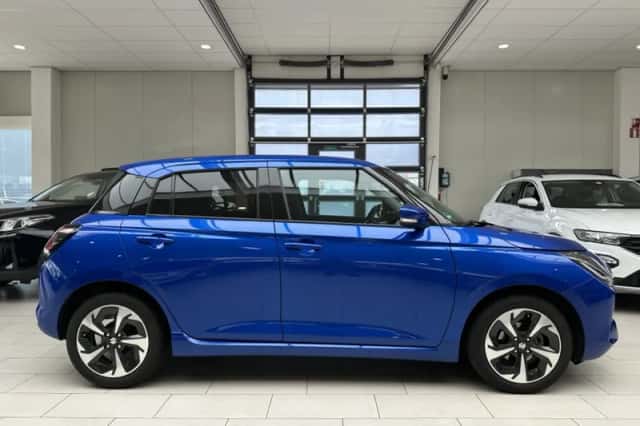 Suzuki Swift (2025) thumbnail 9