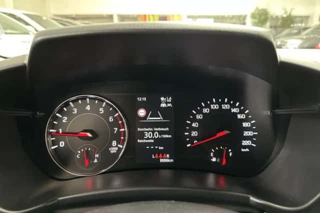 Suzuki Swift (2025) thumbnail 10