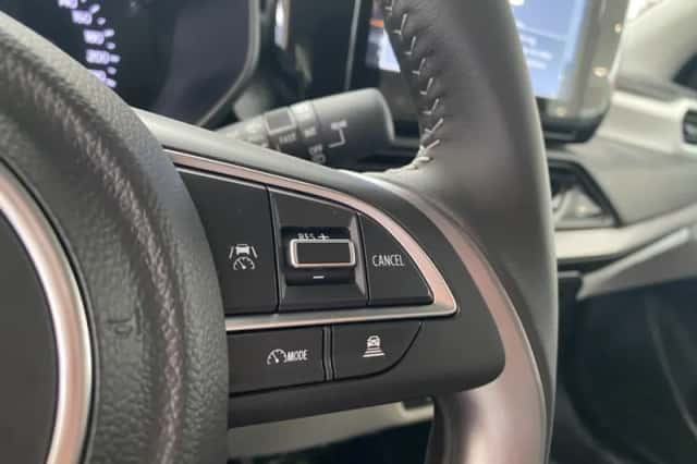 Suzuki Swift (2025) thumbnail 23