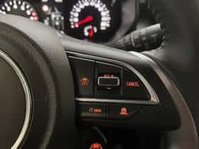 Suzuki Swift (2025) thumbnail 23