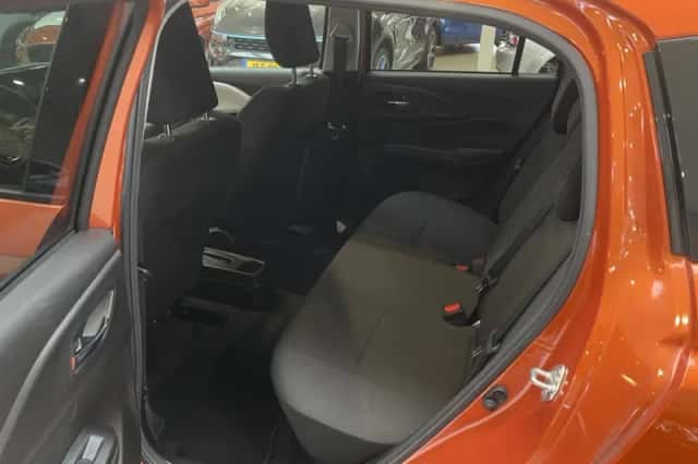 Suzuki Swift (2025) thumbnail 6