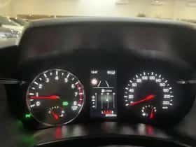 Suzuki Swift (2025) thumbnail 10