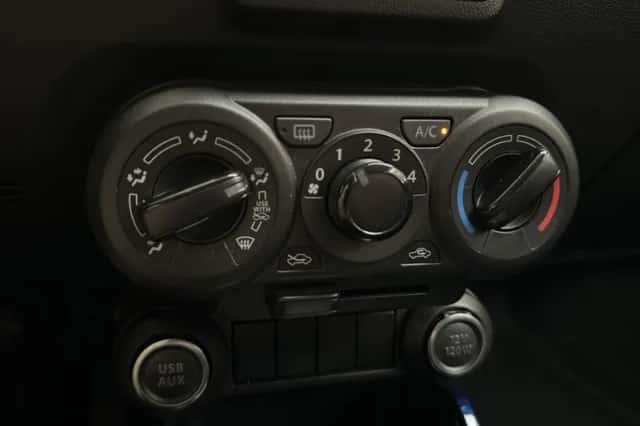Suzuki Ignis (2021) thumbnail 16