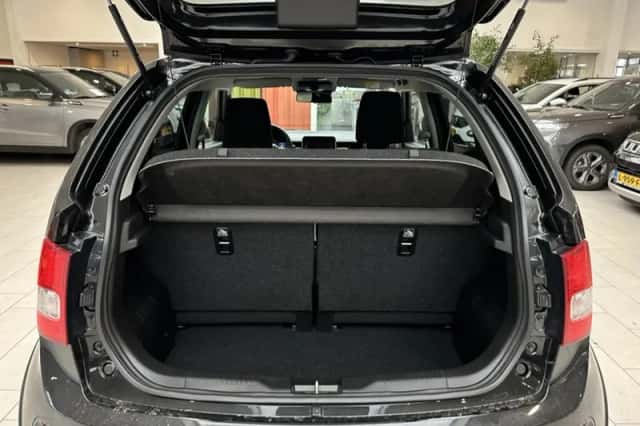 Suzuki Ignis (2023) thumbnail 8