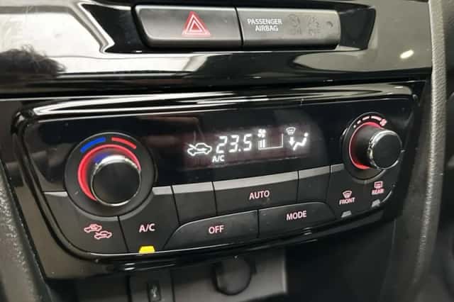 Suzuki Vitara (2023) thumbnail 16