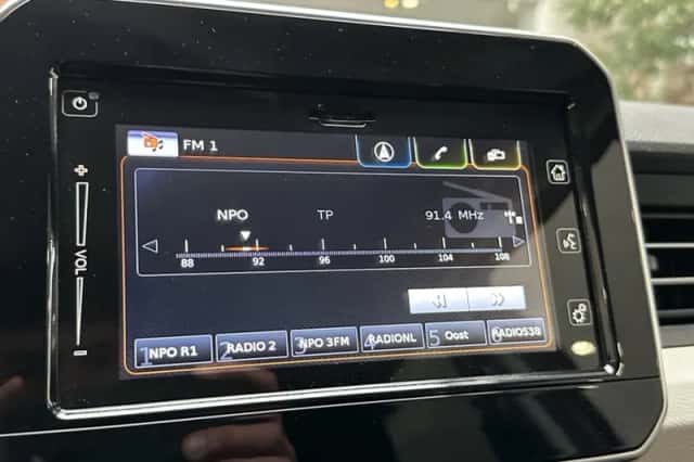Suzuki Ignis (2019) thumbnail 12