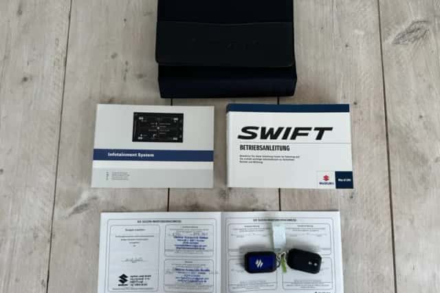 Suzuki Swift (2022) thumbnail 21