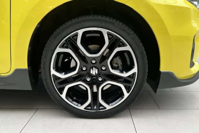 Suzuki Swift (2022) thumbnail 36