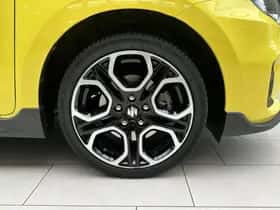 Suzuki Swift (2022) thumbnail 36