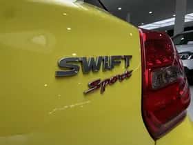 Suzuki Swift (2022) thumbnail 38