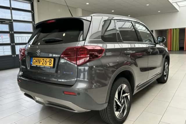 Suzuki Vitara (2024) thumbnail 3