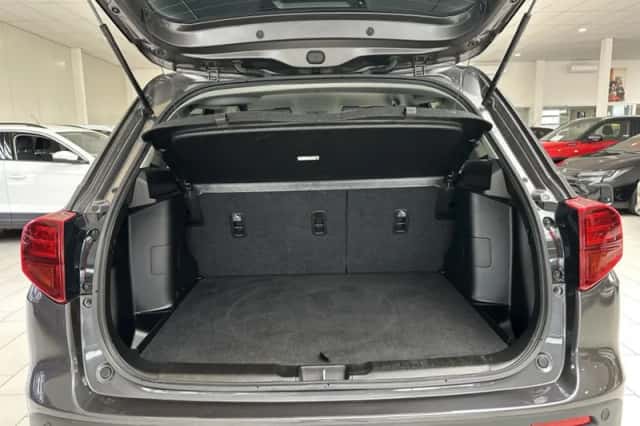 Suzuki Vitara (2024) thumbnail 8