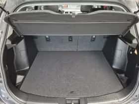 Suzuki S-CROSS (2021) thumbnail 13