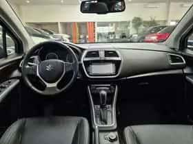 Suzuki S-CROSS (2021) thumbnail 3