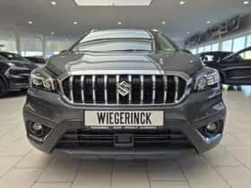 Suzuki S-CROSS (2021) thumbnail 5
