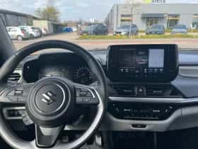 Suzuki Swift (2025) thumbnail 2