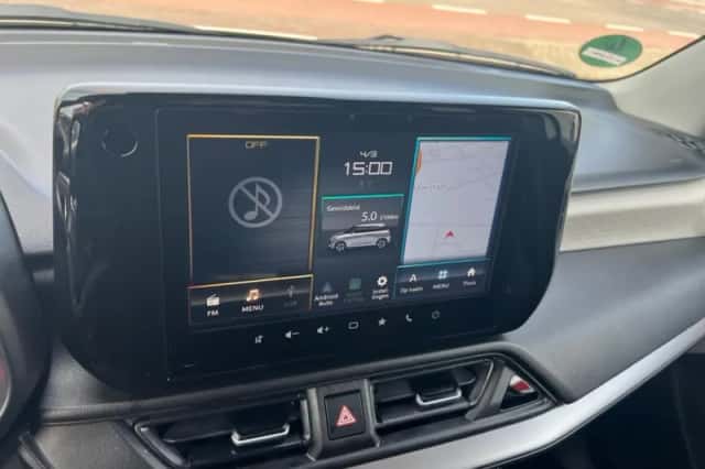 Suzuki Swift (2025) thumbnail 3