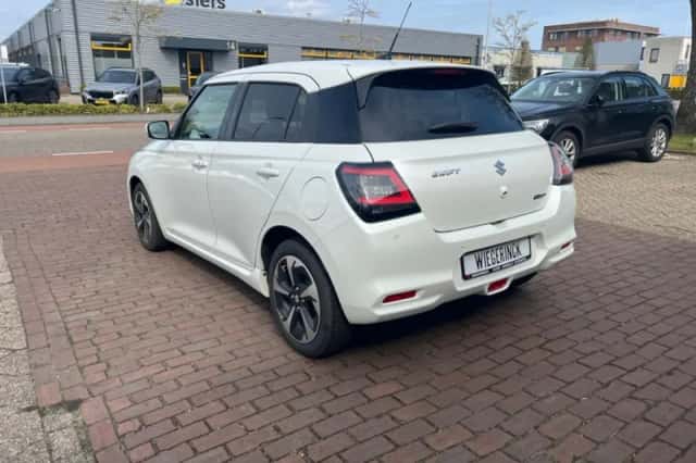Suzuki Swift (2025) thumbnail 24
